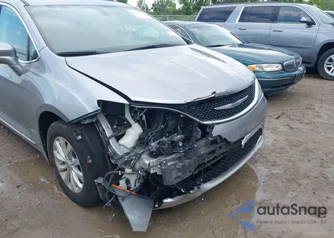 2017 Chrysler Pacifica Touring-L from USA, damaged, VIN 2C4RC1BG1HR729432